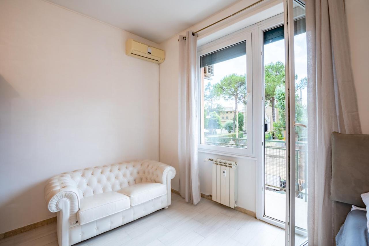 La Sapienza Apt Roma Exterior foto